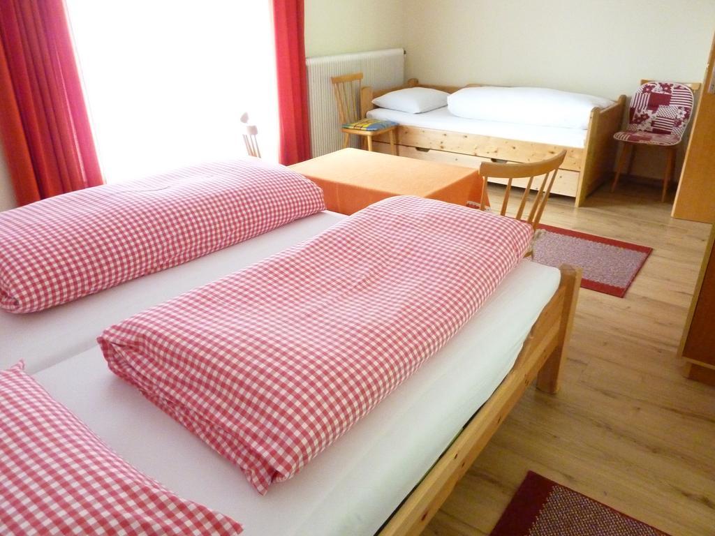 Haus Valentin Villa Heiligenblut Luaran gambar